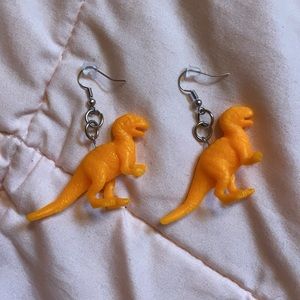 Dino earrings